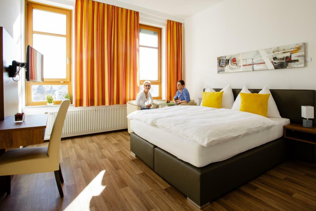 Health Vital Comfort Guestrooms Вельс Экстерьер фото